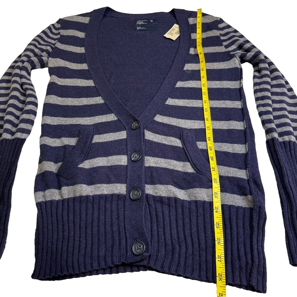 American Eagle Navy and Gray Striped Cardigan Size Medium Button Down Vintage - Picture 8 of 12